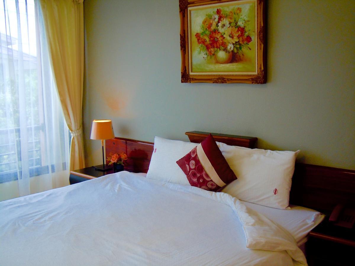 Moonlight House Nakhonratchasima Exterior foto